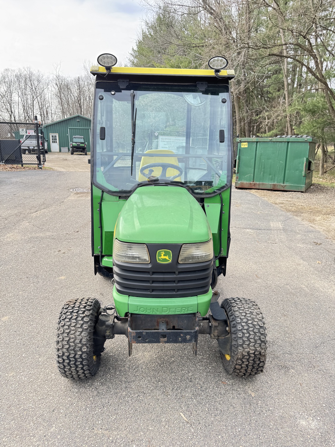 2008 John Deere X749 Image 2