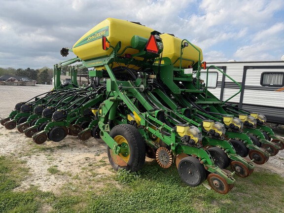 2014 John Deere 1790