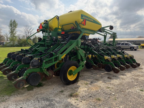 2014 John Deere 1790