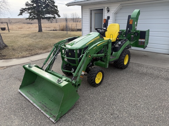 2019 John Deere 1025R - Photo2