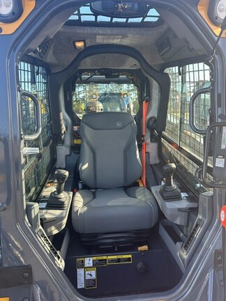 2026 John Deere 335P-6