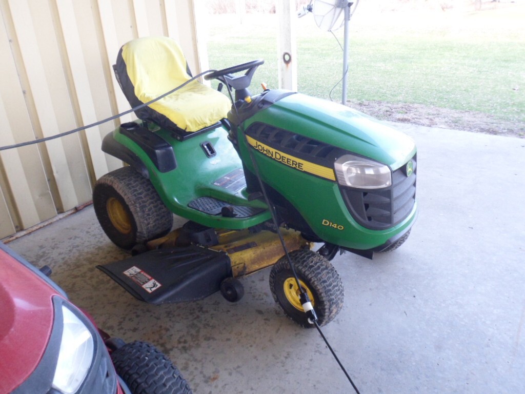 2016 John Deere D140 Image 1