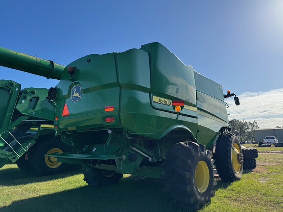 2014 John Deere S670-4