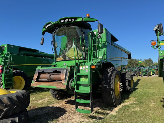 2014 John Deere S670-9