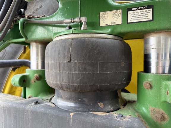 2024 John Deere 616R - Photo16