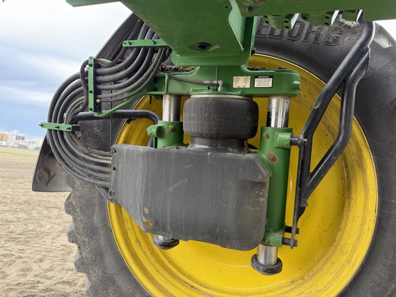 2024 John Deere 616R - Photo17