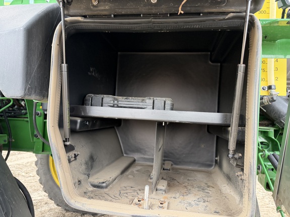 2024 John Deere 616R - Photo29