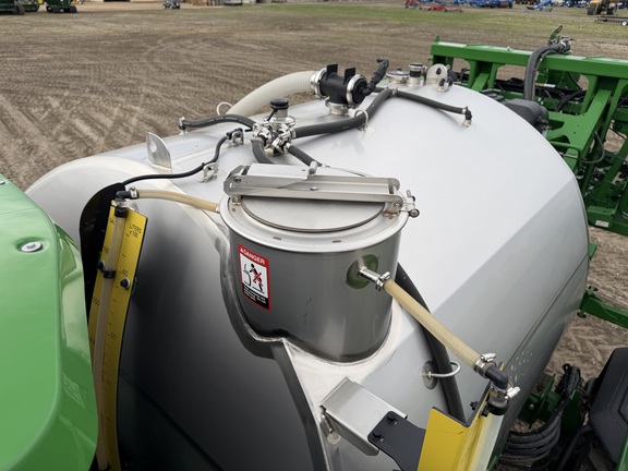 2024 John Deere 616R - Photo36