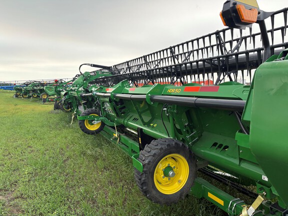 Used 2025 John Deere HDR 50 Combine Platforms at Horizon Ag & Turf in Falher, AB - Photo4