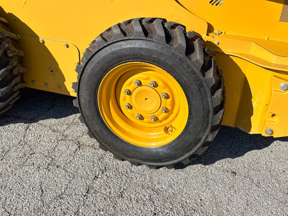 2019 John-Deere 324G