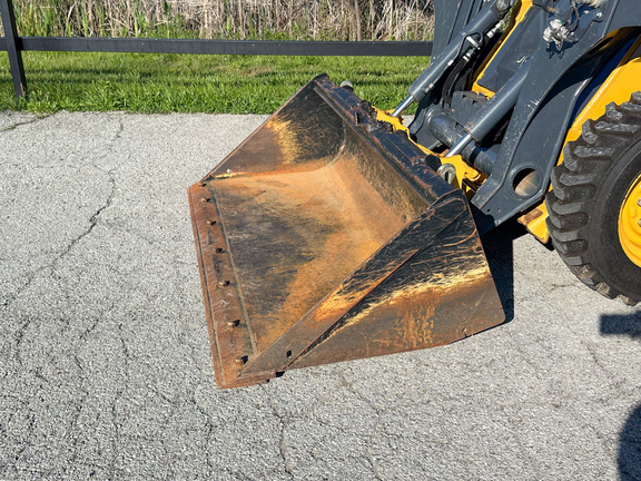 2019 John-Deere 324G