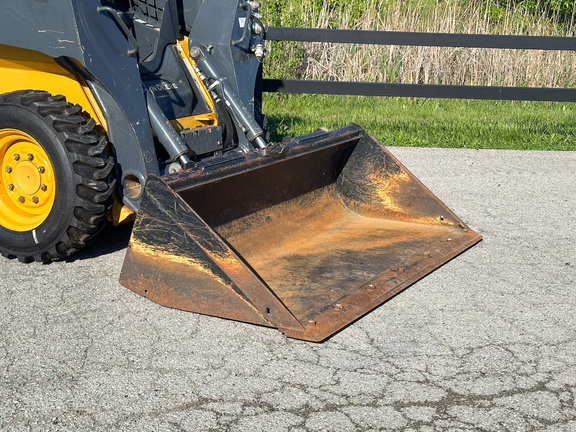 2019 John-Deere 324G