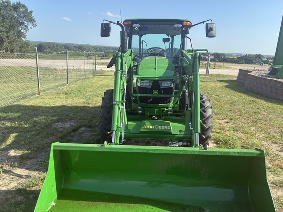 2024 John Deere 5075E (7th thumbnail)