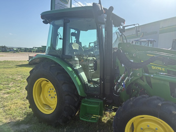 2024 John Deere 5075E (9th thumbnail)