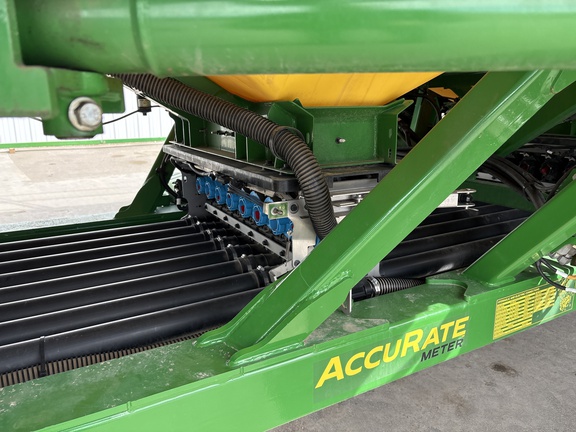 Used 2025 John Deere C650L Air Carts at Horizon Ag & Turf in Lloydminster, AB - Photo10