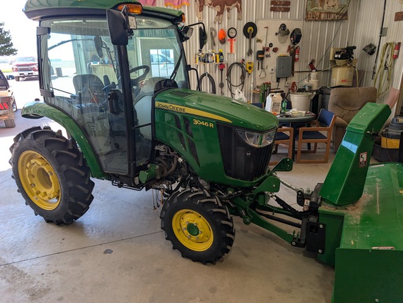 2023 John Deere 3046R - Photo2