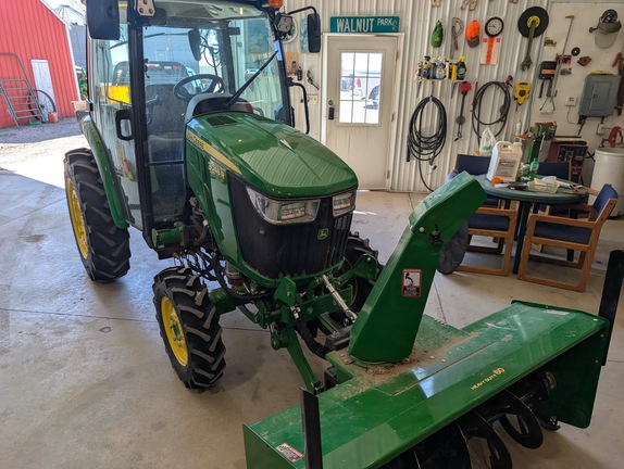 2023 John Deere 3046R - Photo3