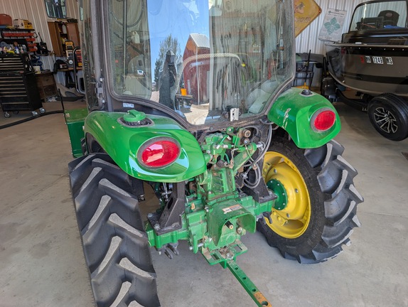 2023 John Deere 3046R - Photo13