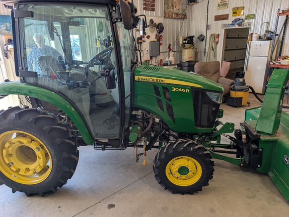 2023 John Deere 3046R - Photo17