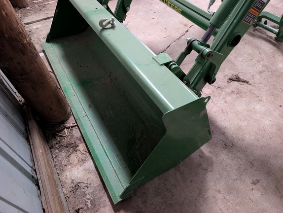 2023 John Deere 3046R - Photo36