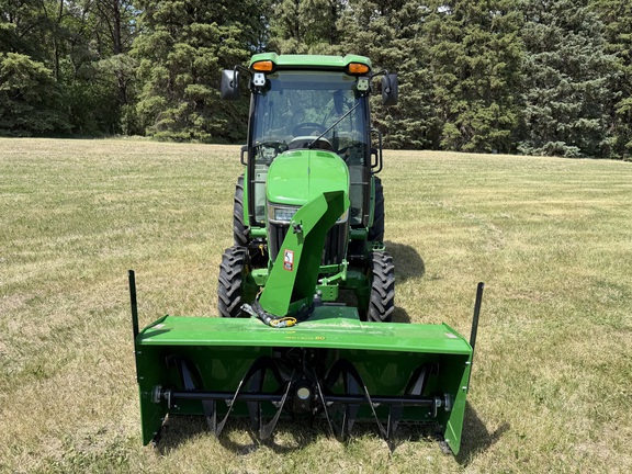 2023 John Deere 3046R - Photo8