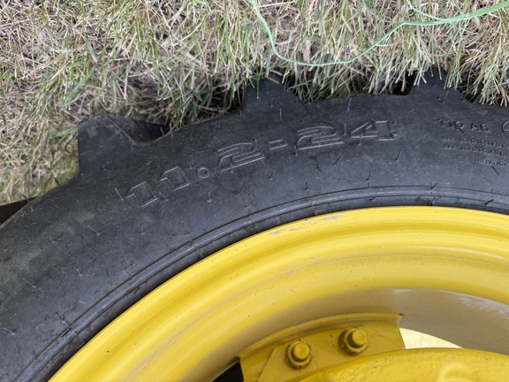 2023 John Deere 3046R - Photo12