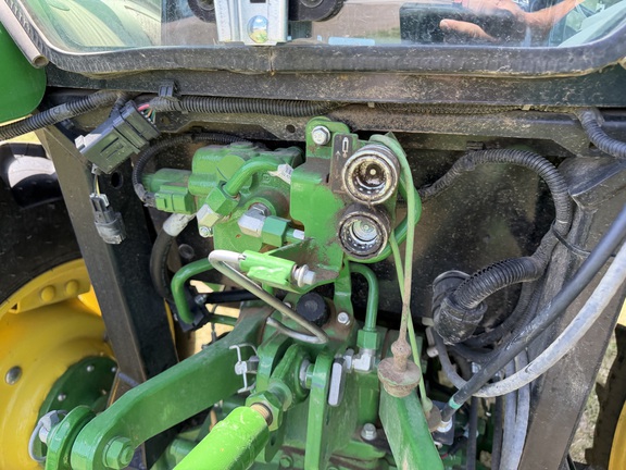2023 John Deere 3046R - Photo19