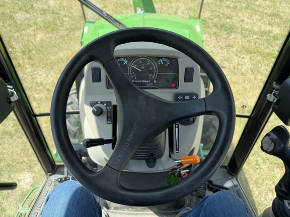 2023 John Deere 3046R - Photo32
