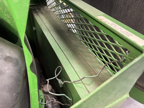 2011 John Deere 8335RT - Photo15