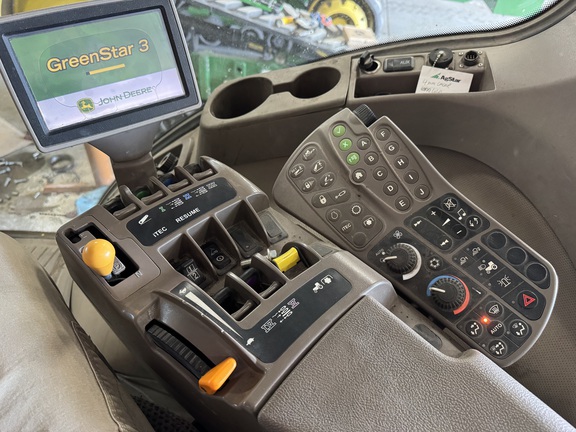 2011 John Deere 8335RT - Photo4