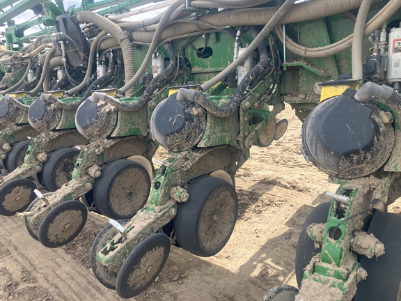 Photo of 2026 John Deere 1775NT