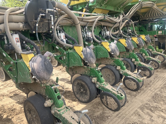 Photo of 2026 John Deere 1775NT