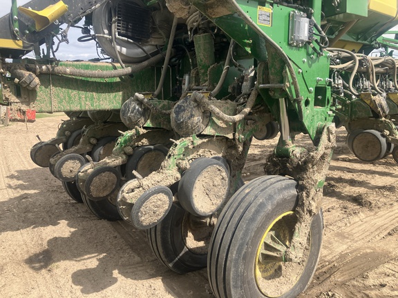 Photo of 2026 John Deere 1775NT