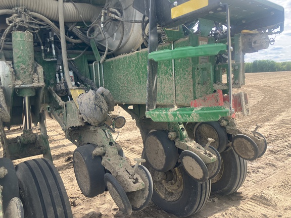 Photo of 2026 John Deere 1775NT