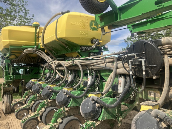 Photo of 2026 John Deere 1775NT