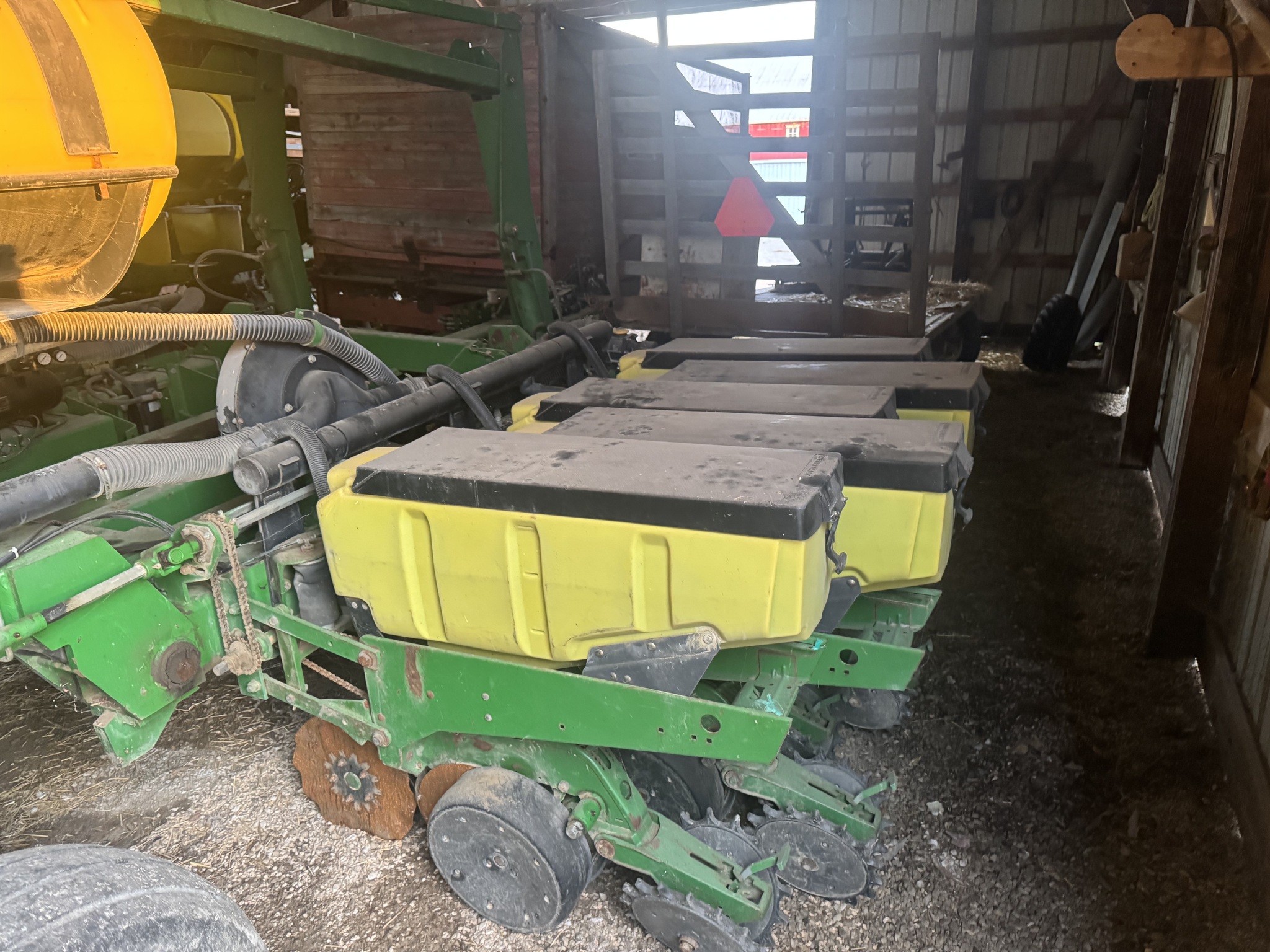 1999 John Deere 1780 Image 2