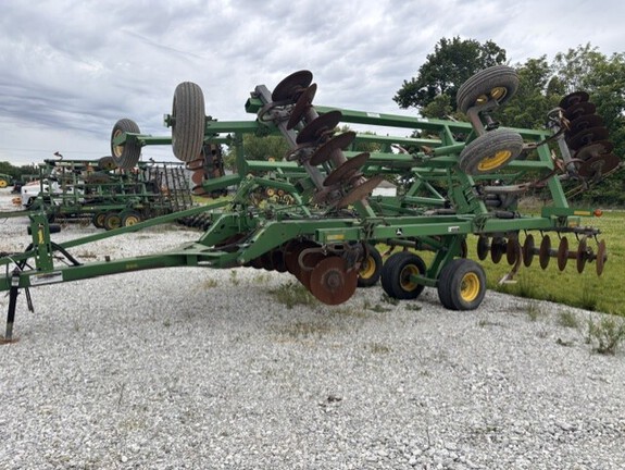 2007 John-Deere 512