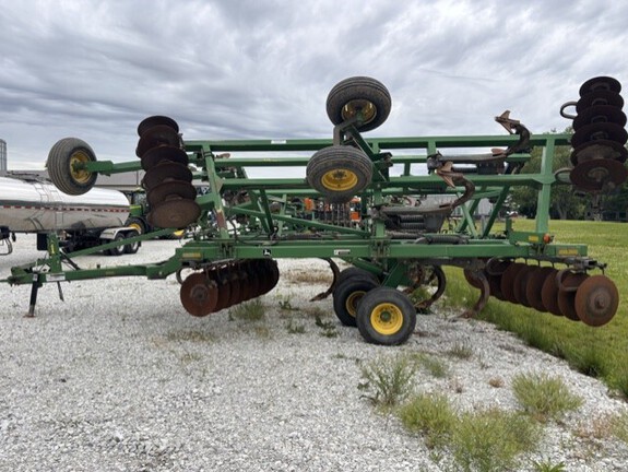 2007 John-Deere 512