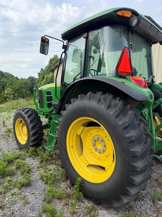 2012 John Deere 6115D