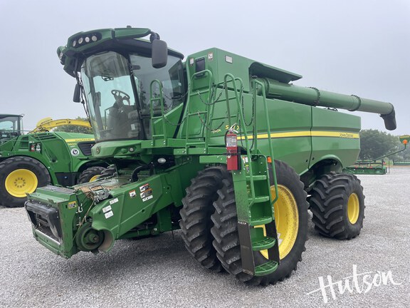 Photo of 2021 John Deere S770