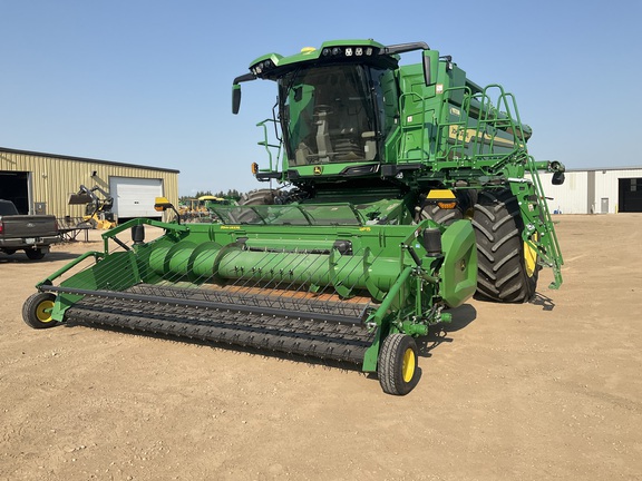 Photo of a 2023 John Deere X9 1000