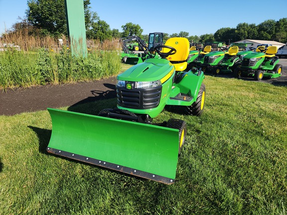 2025 John-Deere X750