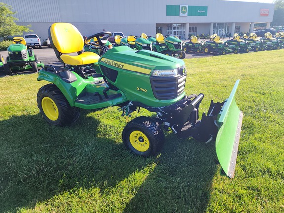2025 John-Deere X750