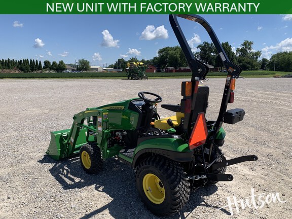 Photo of 2026 John Deere 1025R