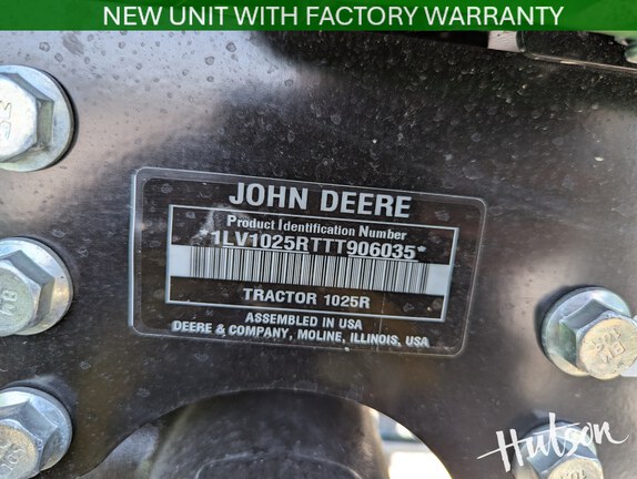 Photo of 2026 John Deere 1025R