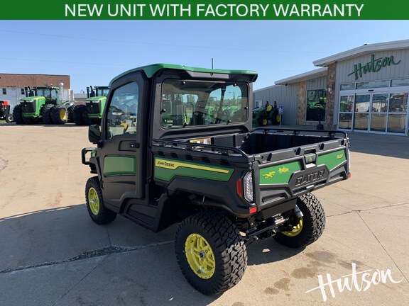 Photo of 2026 John Deere XUV 845R Premium Cab