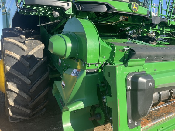 2022 John Deere X9 1000