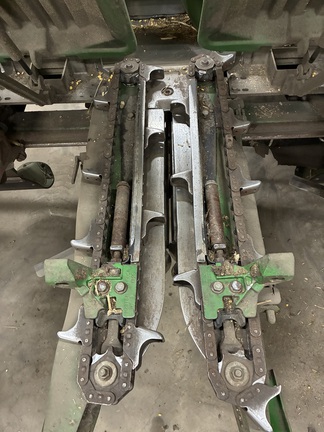 2012 John Deere 608C - Photo19