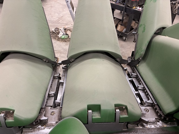 2012 John Deere 608C - Photo17