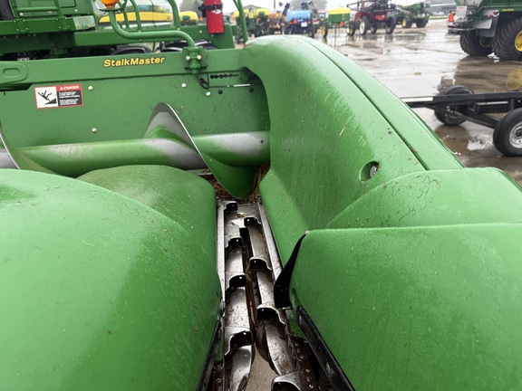 2012 John Deere 608C - Photo9
